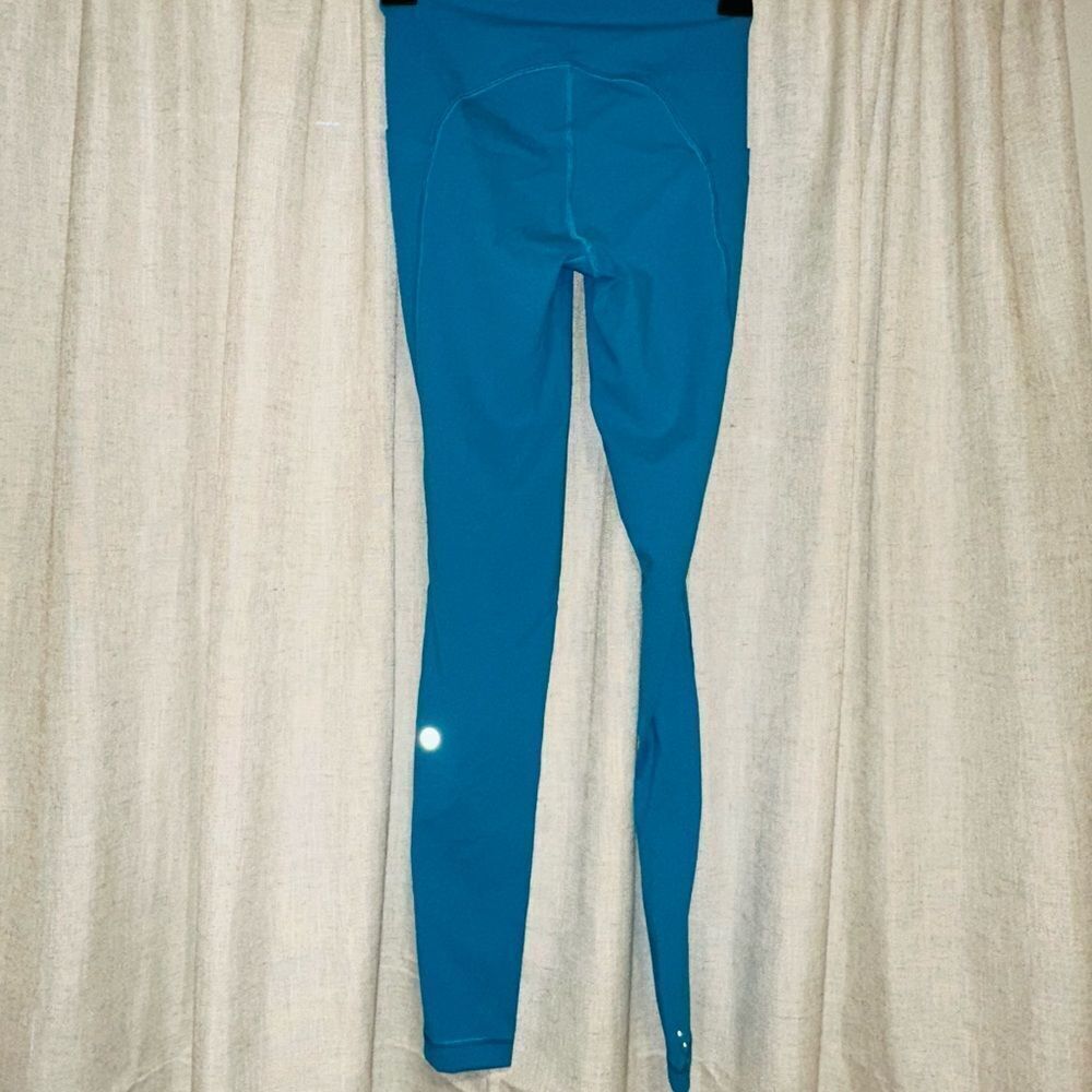 Lululemon athletics blue leggings SIZE 2 - Picture 2 of 3